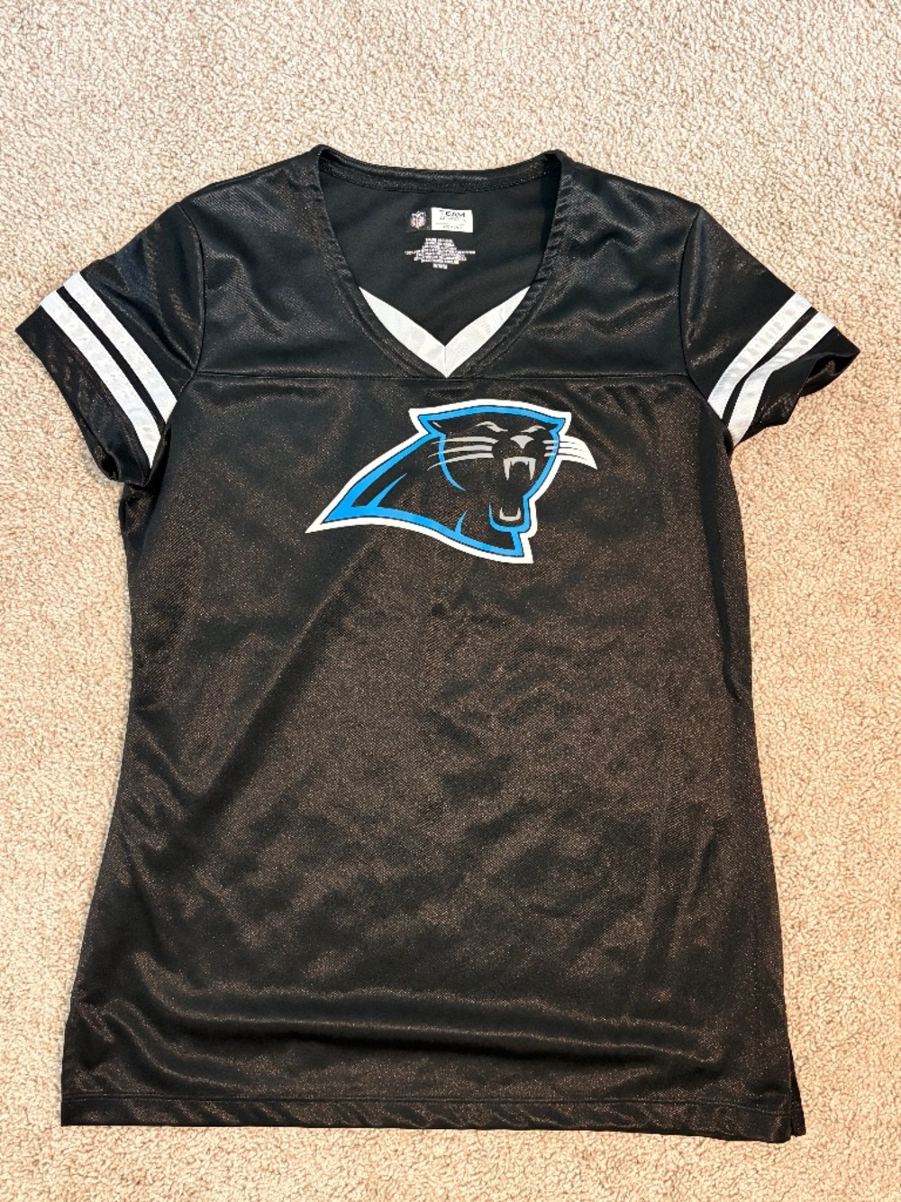 NFL Carolina Panthers Women's V-Neck Tee - M